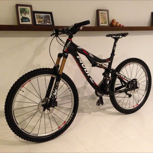 pivot mach 5.7 carbon