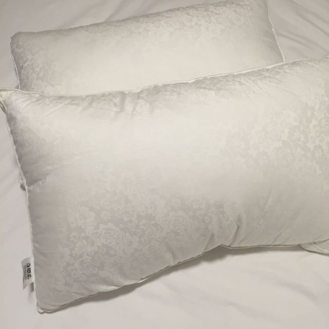 slumberdown memory foam plus pillow