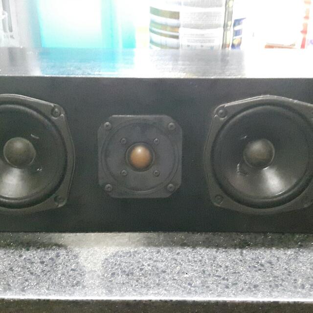 yamaha center speaker, Everything Else on Carousell