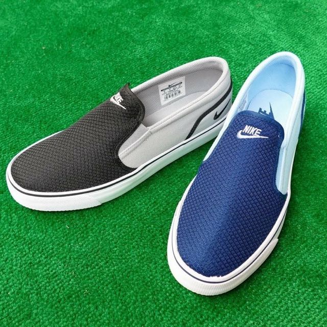 Toki slip on best sale nike