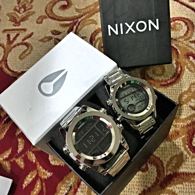 Instock Couple Nixon Watch