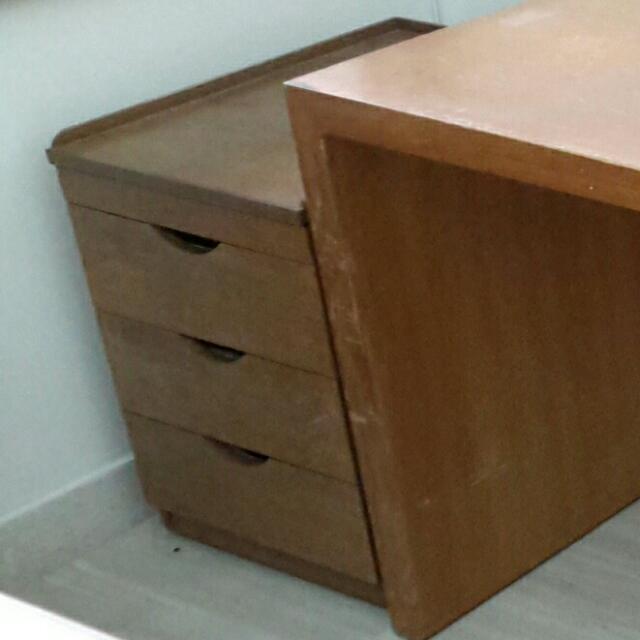 Desk & Drawer Unit, Furniture & Home Living, Furniture, Shelves