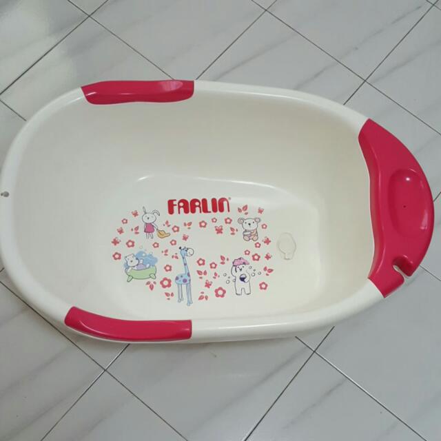 Farlin bath tub clearance