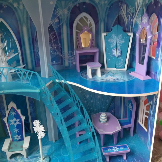 Frozen clearance snowflake mansion