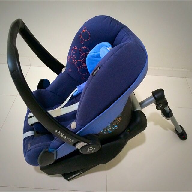 Maxi Cosi Pebble Car Seat with EasyBase 2 for Pebble Cabriofix Babies Kids Going Out Car Seats on Carousell