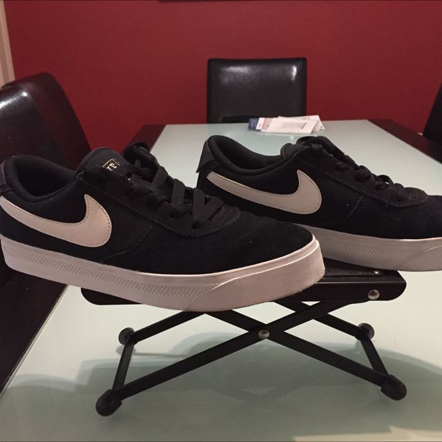 Nike Mavrk Low 2 Men Sneakers Men s Fashion on Carousell