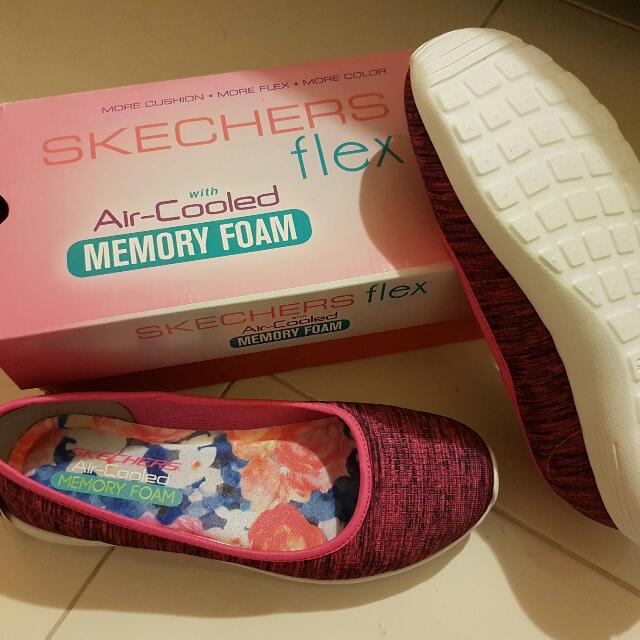 skechers air cooled memory foam womens sneakers
