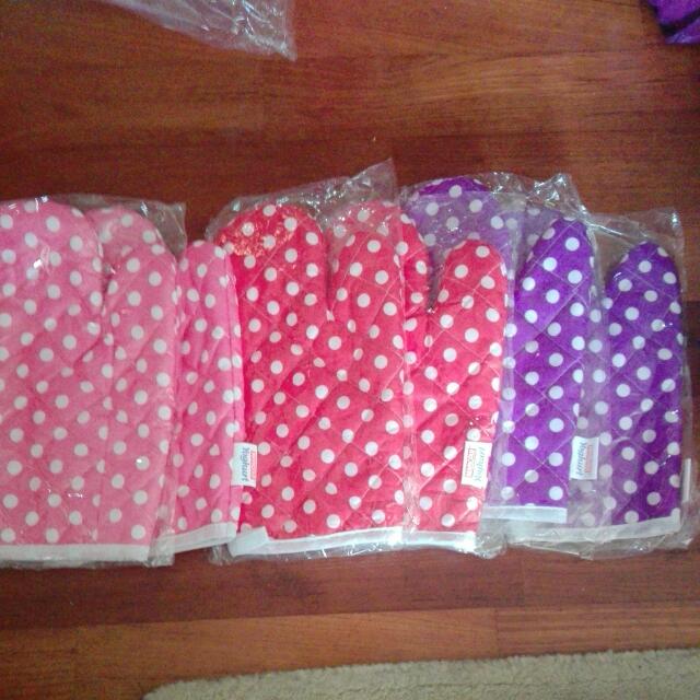 Oven Gloves, TV & Home Appliances, Kitchen Appliances, Ovens & Toasters