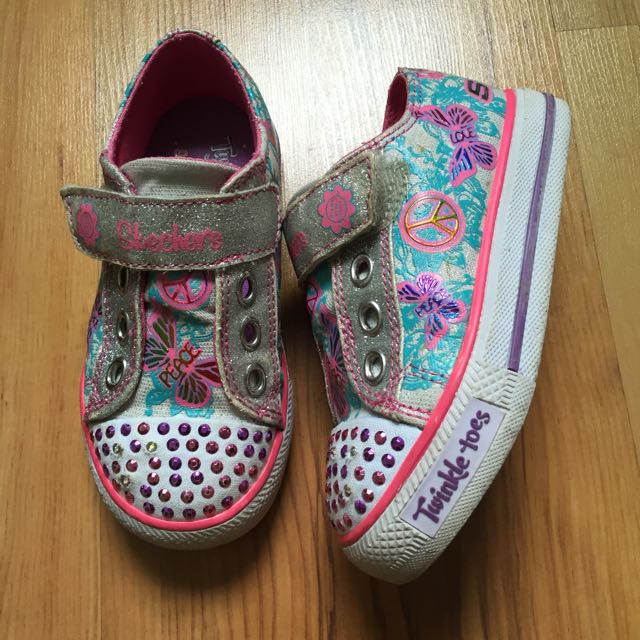 Twinkle toes size 8