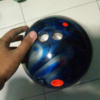 Bowling ball