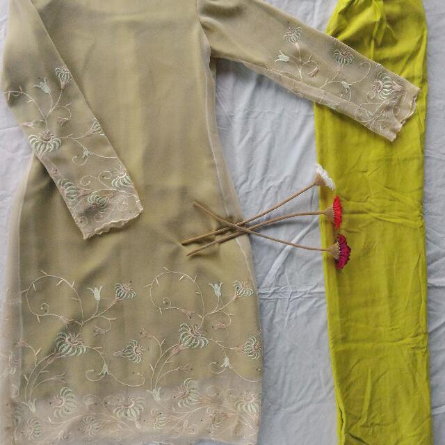 Baju kurung moden lining lace
