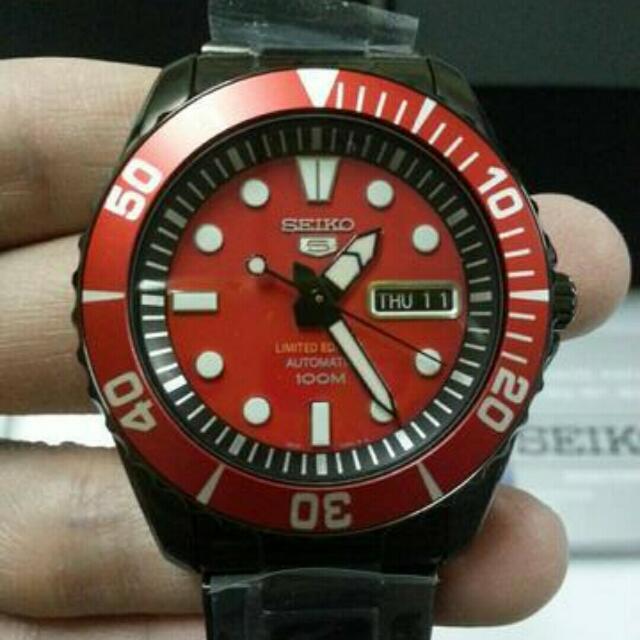BNIB Seiko 5 SRP501 50th Anniversary Red Diver Watch Limited Edition,  Mobile Phones & Gadgets, Wearables & Smart Watches on Carousell