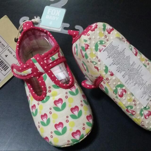 baby size 4 shoe in european