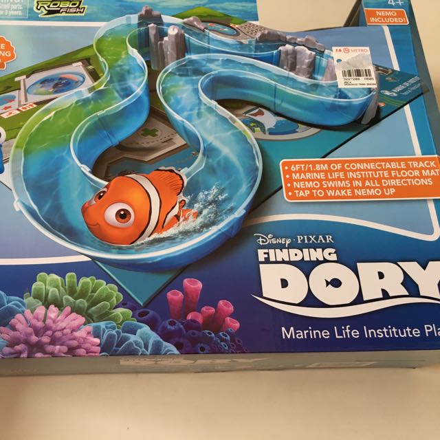 Finding Dory Marine Life Institute Playset