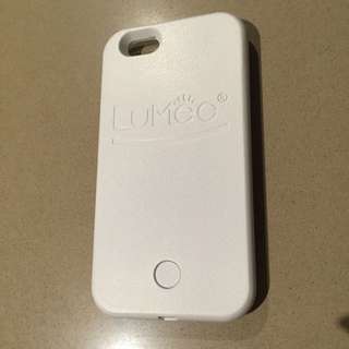 Selfie Light Up Case Lumee