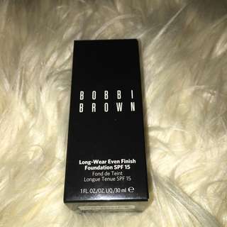 Bobbie Brown* Long Wear Even Finish Foundation