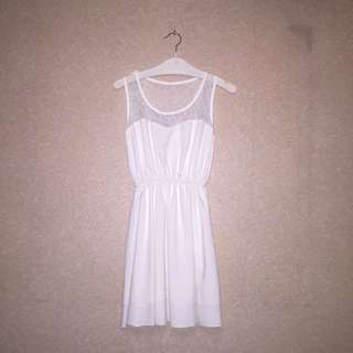 Brokat White Dress (code: 004)