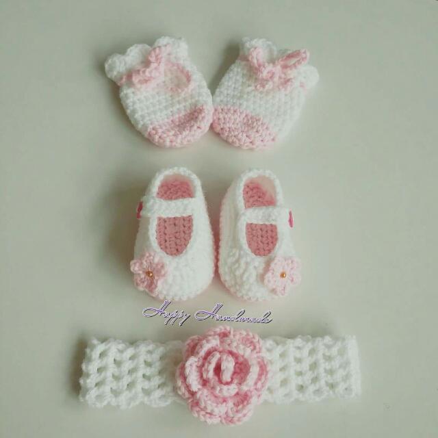 Baby Crochet Headband and Mittens Handmade Baby Headband and Mittens.