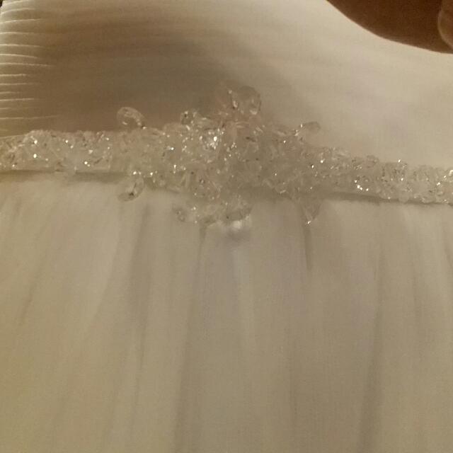Brand New Customised Wedding Gown FOR SALE OR RENT, Women's Fashion