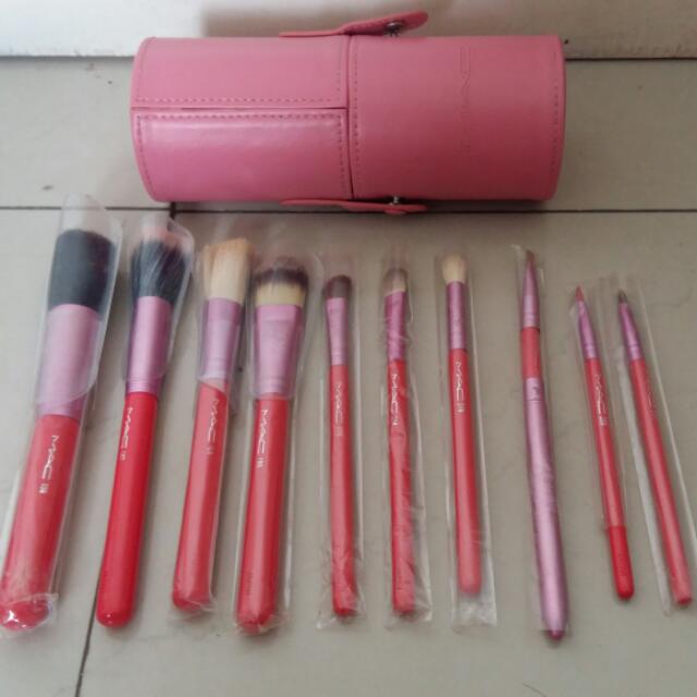 Preloved Second Brush Makeup Mac Pink Set 12pc Replika Kesehatan Kecantikan Di Carousell