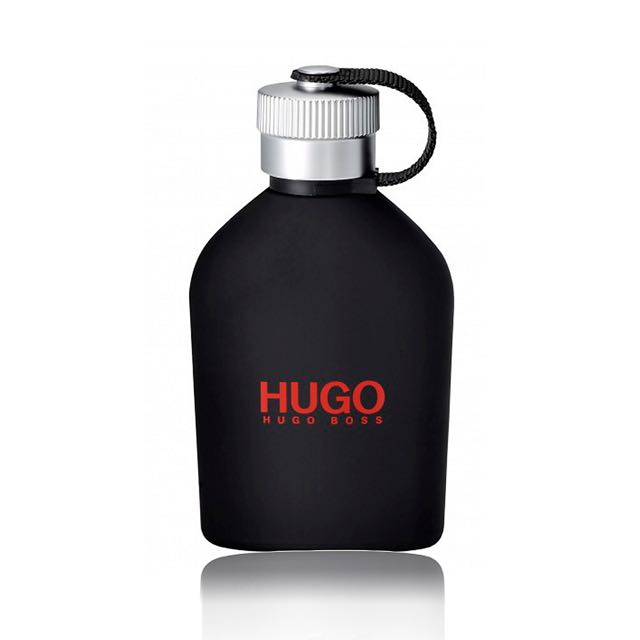 Hugo boss just. Hugo Boss just different. Хьюго босс синий фляжка. Hugo Парфюм 9037.