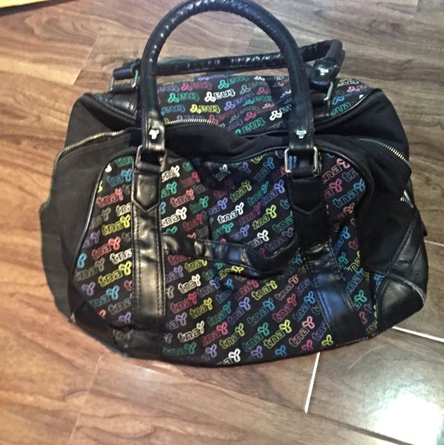 Tna bowling 2025 bag
