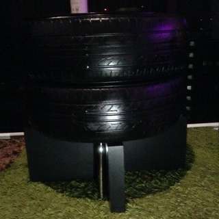 party table tyre, container inside to chills drink while u entertain yr friend or client, great for house warming, can use as sofa table or bed side table