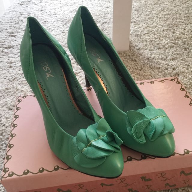 Aqua discount green heels