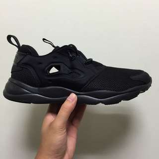 Reebok fury lite 全黑 US9 全新