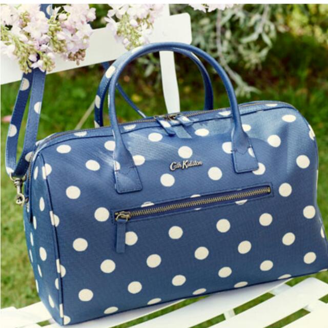 Reduce Price Authentic Cath Kidston BUTTON SPOT EMBOSSED BOWLER BAG Luxury on Carousell