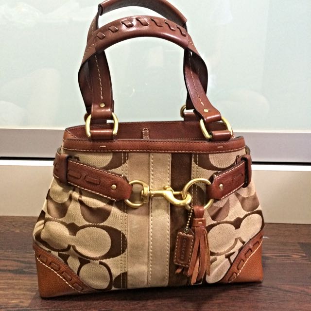 coach hand carry luggage