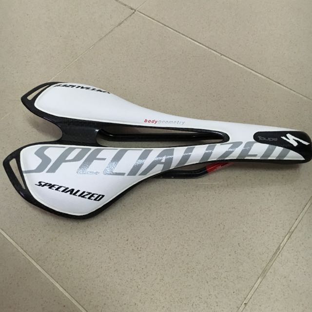 specialized toupe carbon