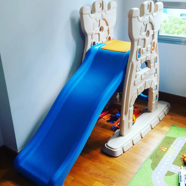 Toys r shop us slide set