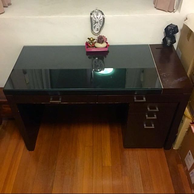 Work Desk / Writing Table With Movable Drawer Wagon & Glass Top ...