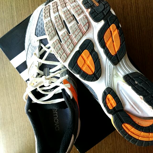 Adidas Supernova Sequence 5