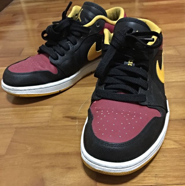 Air jordan 1 atlanta hawks top