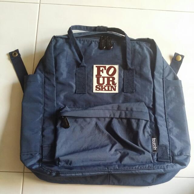 kanken inspired backpack