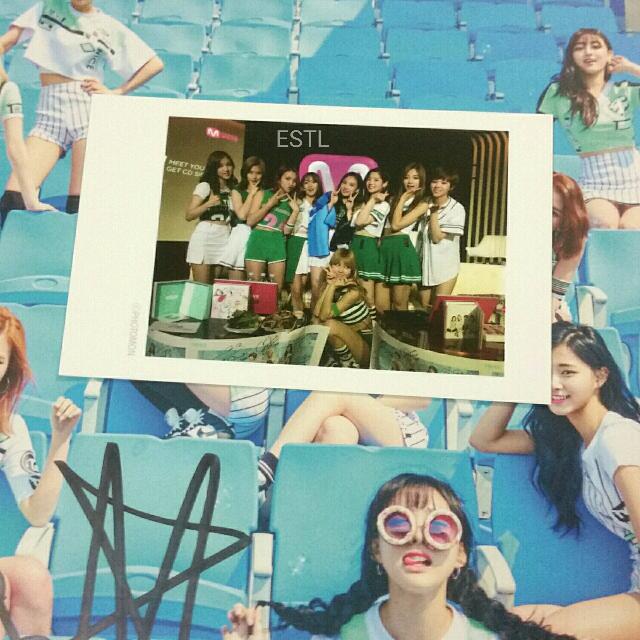 Twice Official Mwave Exclusive Photocard 2nd Mini Album Page Two Cheer Up Entertainment K Wave On Carousell