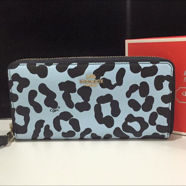 Coach ocelot wallet 2025