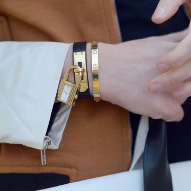 Hermes kelly lock watch top