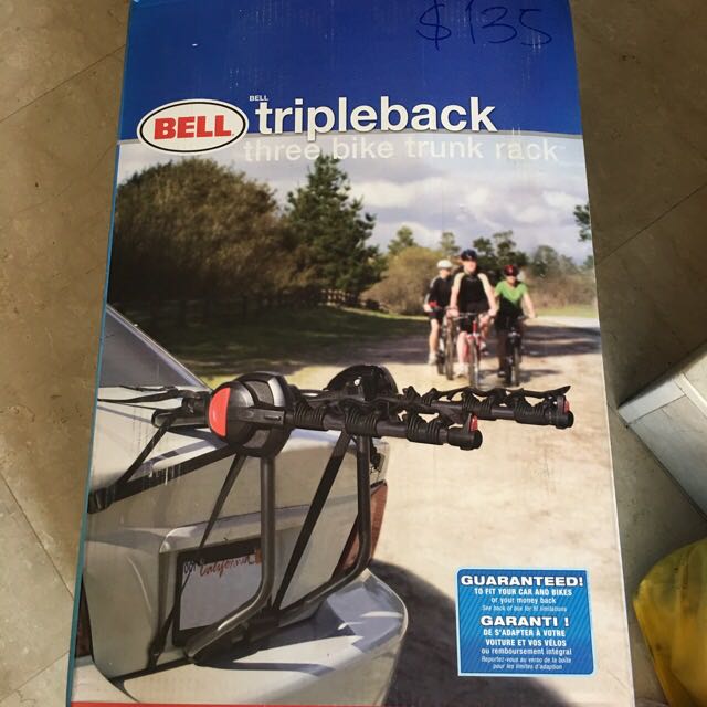 Bell Triple Rack. Three Bike Trunk Rack, Sports Equipment, Bicycles