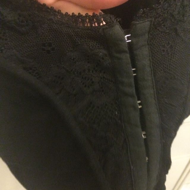 Cute Corset (Category: Women's Fashion) located in Sydney. Submitted by cuteclothesca (Listing ID 59290113, Image 1). Description: .