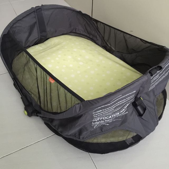 brica travel bassinet