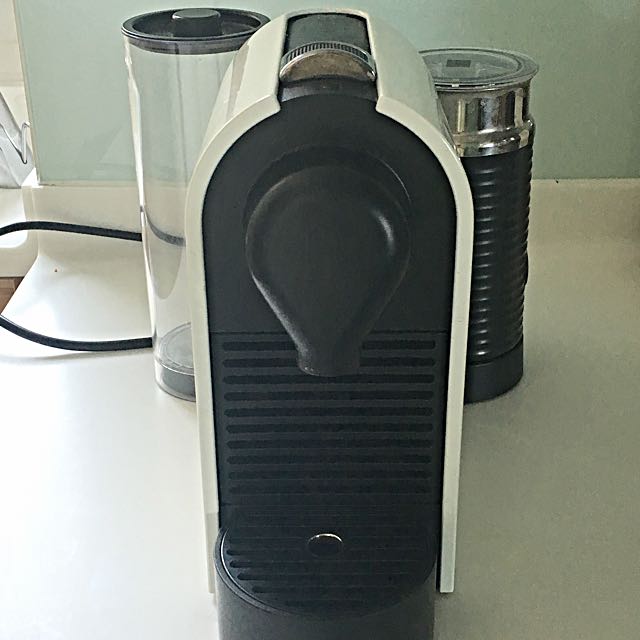 Nespresso Umilk Machine, TV & Home Appliances, Kitchen Appliances