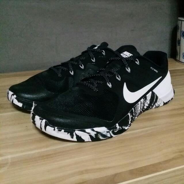 para métrico famélico NEW Nike Metcon 2 White Black Camouflage [US 12], Women's Fashion,  Footwear, Sneakers on Carousell