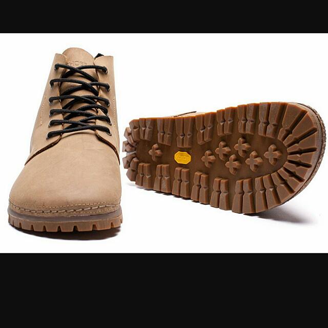 OTZ Brogan Vibram Leather Boot