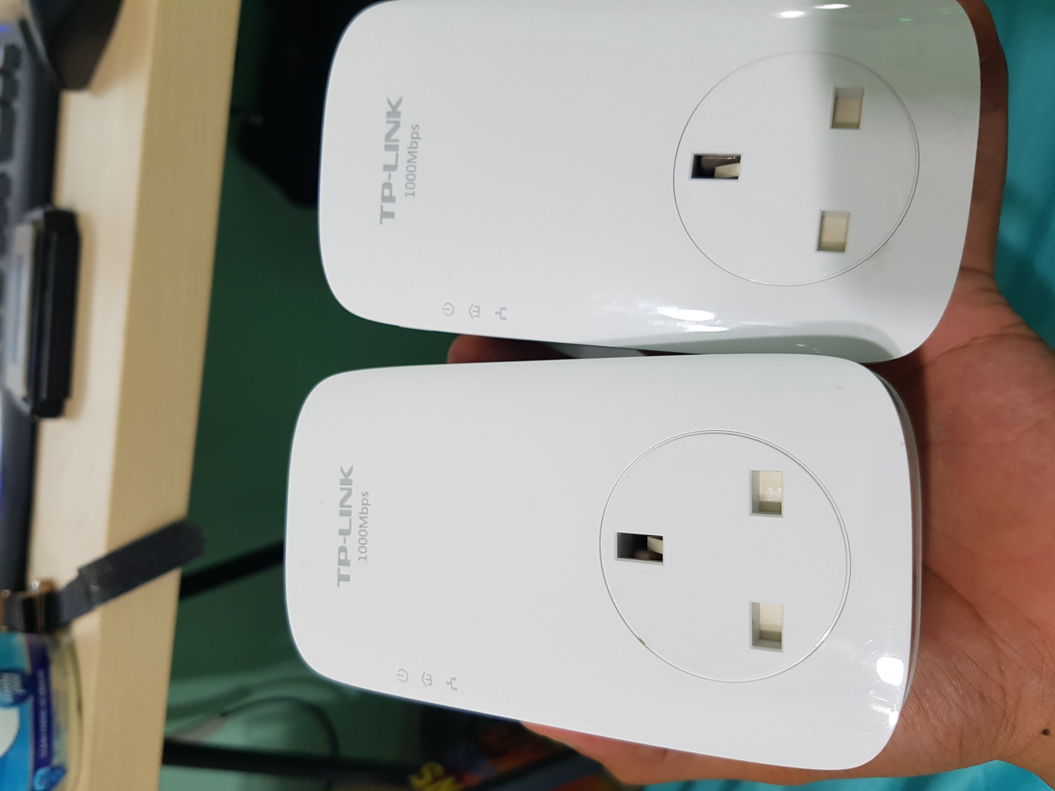 Tp Link Powerline 1000mbps Adapters Everything Else On Carousell