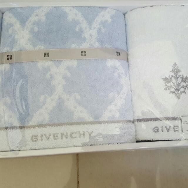 GIVENCHY Towel Gift Set, Beauty & Personal Care, Face, Face Care on