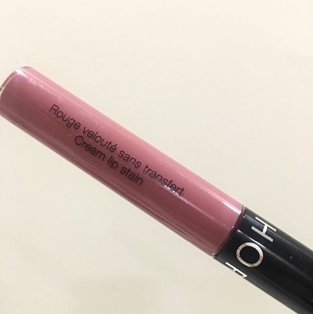 mauve matte lipstick