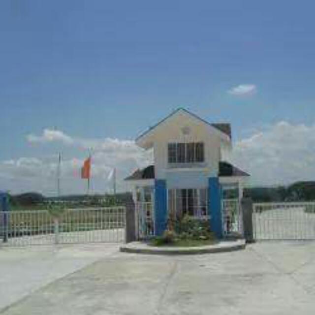 mga model unit.single attached/primeville residences at caypombo sta